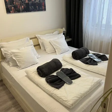 Kutak Apartment *